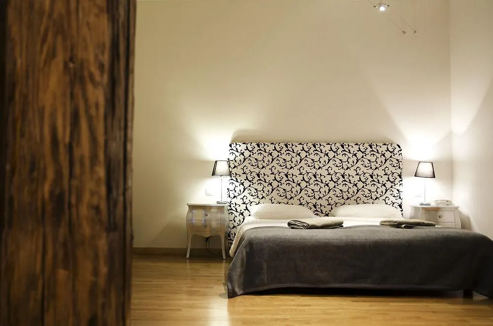 Dolce Vita Suites Boutique Prague Hotel