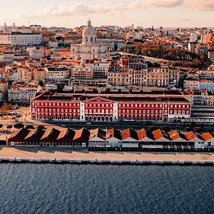 the-editory-riverside-santa-apolonia-hotel.hotels-lisbon-portugal.com/