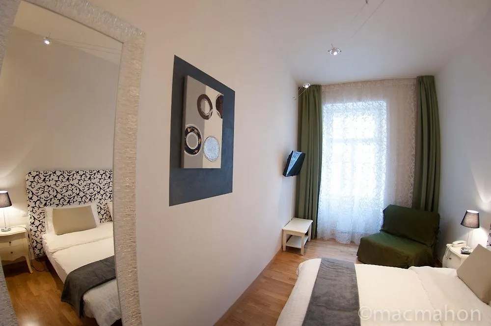 Dolce Vita Suites Boutique Prague