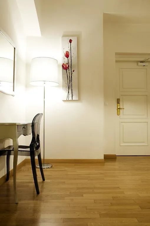 Dolce Vita Suites Boutique Prague Hotel